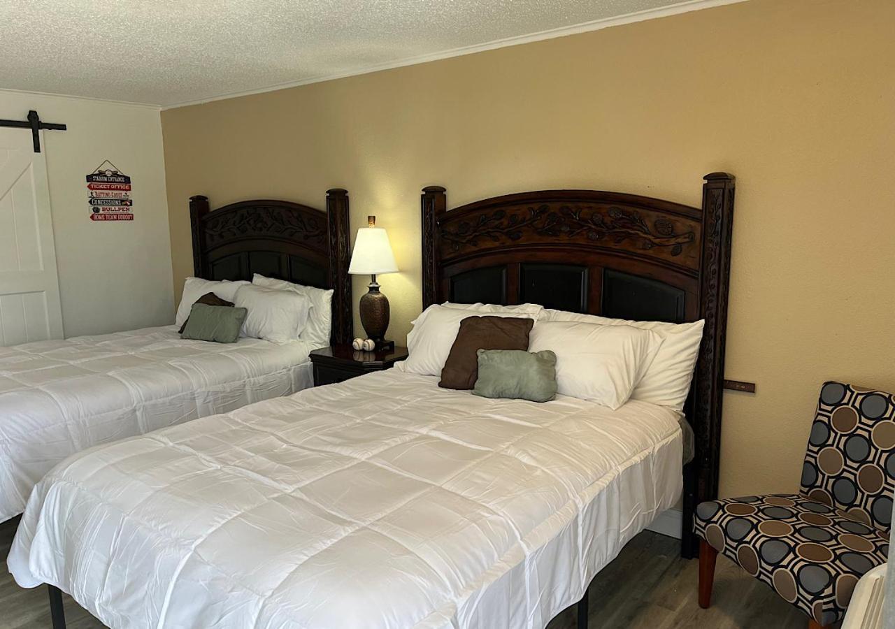 Ballparks Inn Branson Bagian luar foto